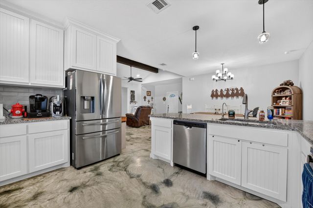 223 Julian Lane, Poolville, TX 76487