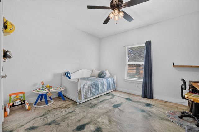 223 Julian Lane, Poolville, TX 76487