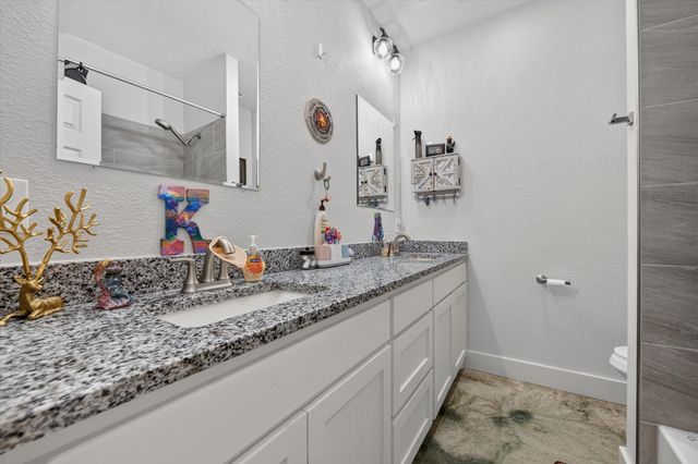 223 Julian Lane, Poolville, TX 76487