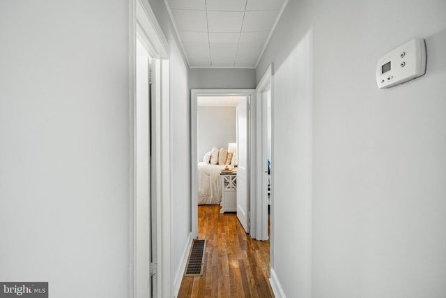 8 GARRETT RD, Wilmington, DE 19809