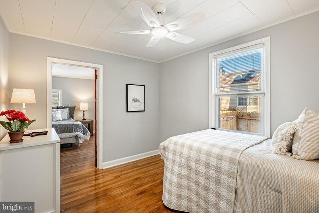 8 GARRETT RD, Wilmington, DE 19809