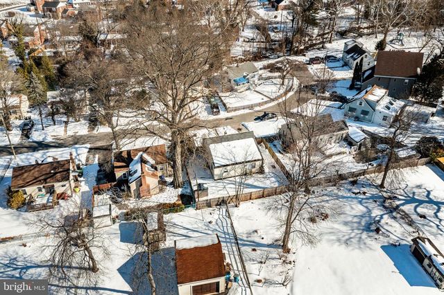 8 GARRETT RD, Wilmington, DE 19809