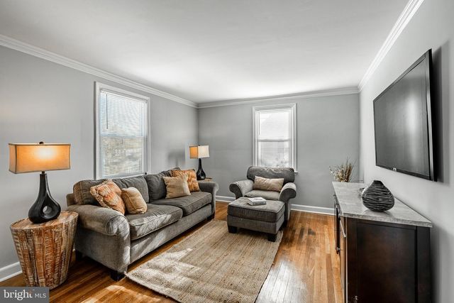 8 GARRETT RD, Wilmington, DE 19809