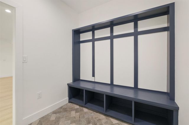 3327 Freshmeadows Drive, Houston, TX 77063