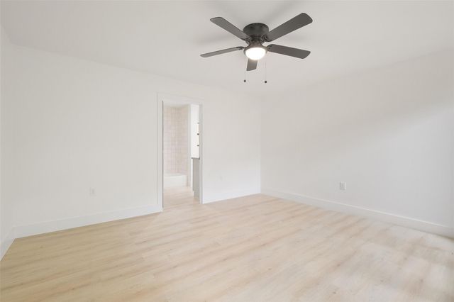 3327 Freshmeadows Drive, Houston, TX 77063