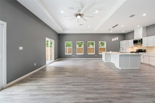 5422 Eastland Street, Houston, TX 77028