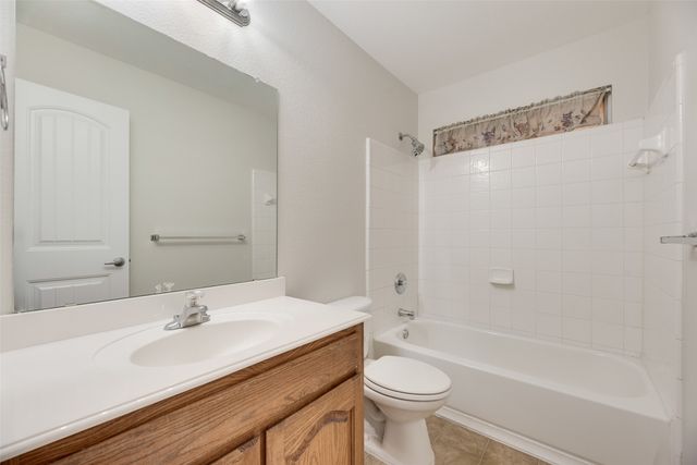 8004 Laughing Waters Trail, Mckinney, TX 75070