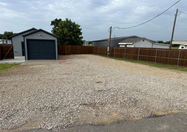 131 Lipan Trail, Weatherford, TX 76087