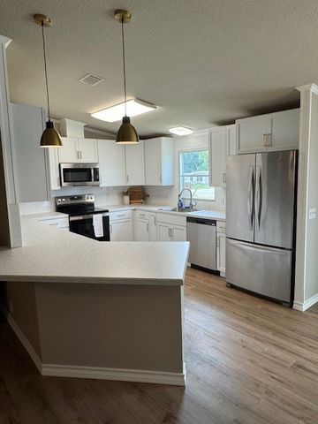 131 Lipan Trail, Weatherford, TX 76087