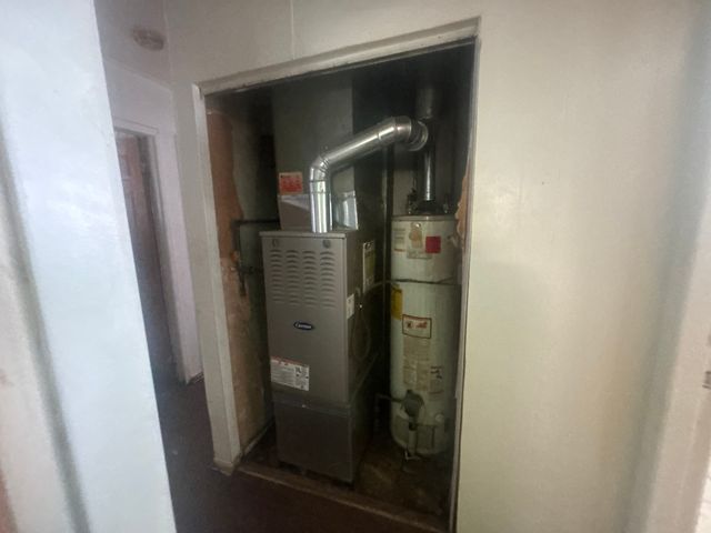 16431 Spaulding Avenue, Markham, IL 60428