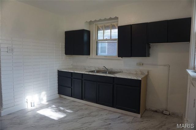 3336 Oakdale Avenue, St Louis, MO 63121