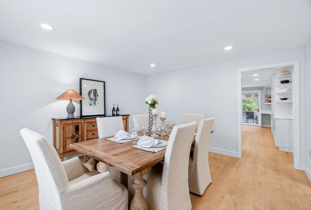4 Deer Grass Ln 4, Acton, MA 01720