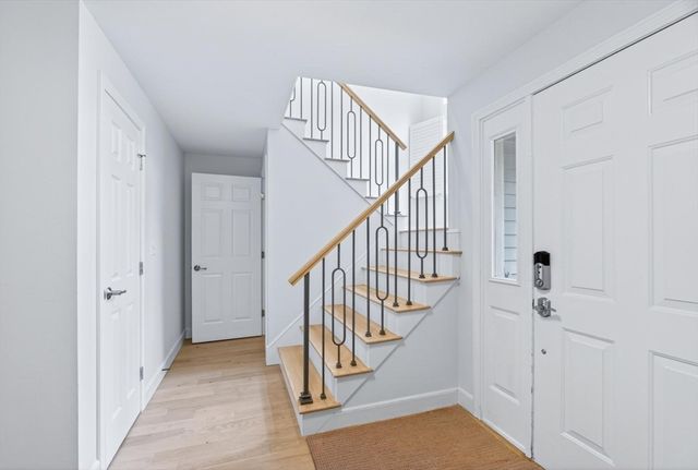 4 Deer Grass Ln 4, Acton, MA 01720