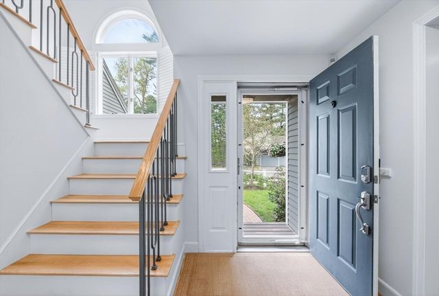 4 Deer Grass Ln 4, Acton, MA 01720