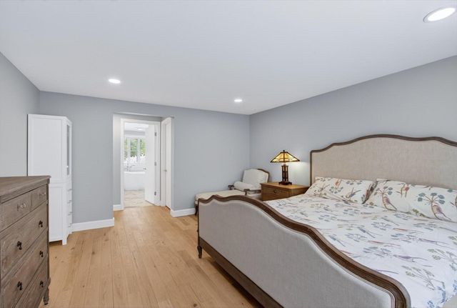4 Deer Grass Ln 4, Acton, MA 01720