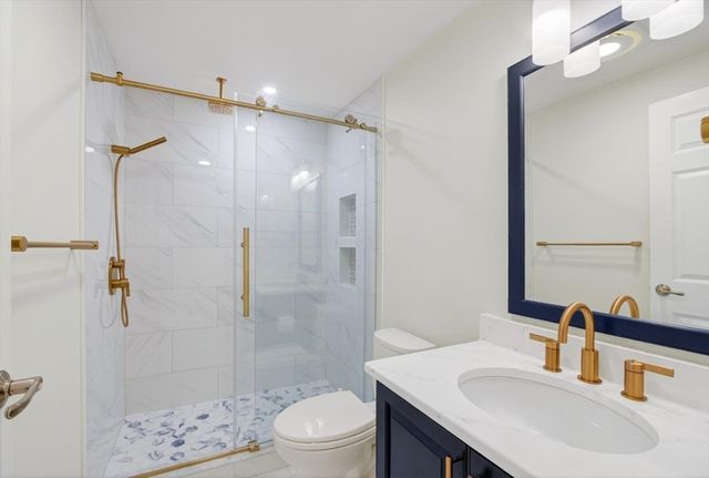 4 Deer Grass Ln 4, Acton, MA 01720