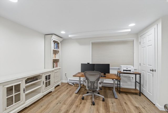 4 Deer Grass Ln 4, Acton, MA 01720