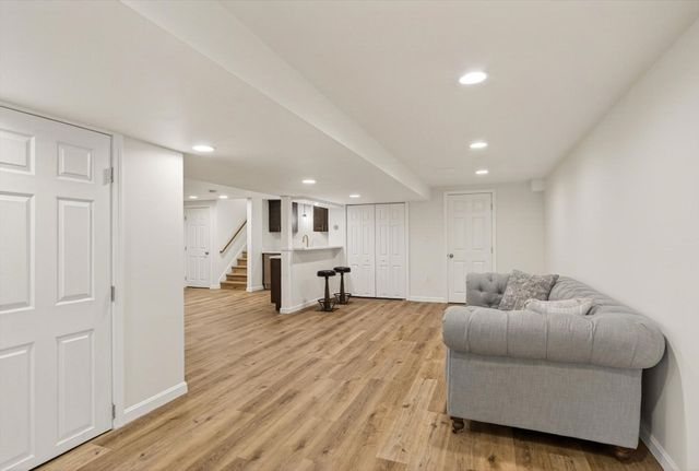 4 Deer Grass Ln 4, Acton, MA 01720