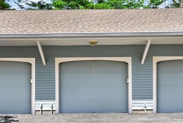 4 Deer Grass Ln 4, Acton, MA 01720