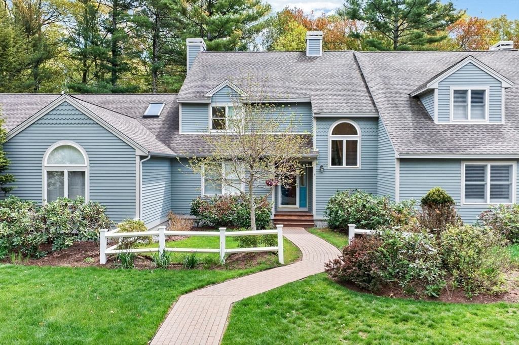 4 Deer Grass Ln 4, Acton, MA 01720
