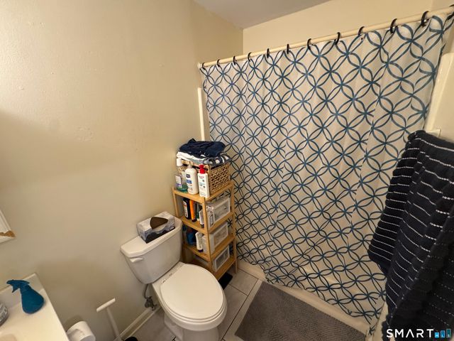 74-76 Lawrence Street C, New Haven, CT 06511