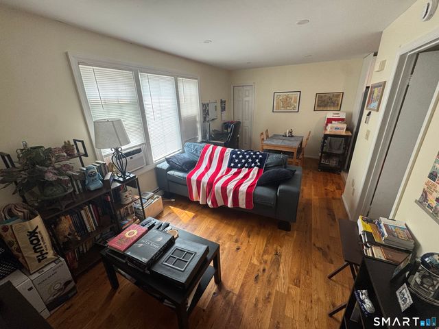 74-76 Lawrence Street C, New Haven, CT 06511