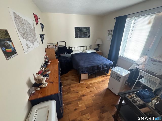 74-76 Lawrence Street C, New Haven, CT 06511