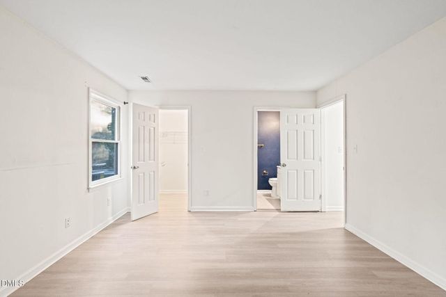 1300 Park Glen Drive 102, Raleigh, NC 27610