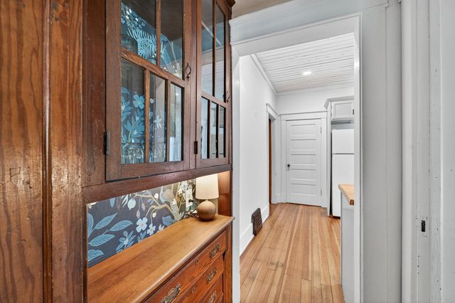 12 6th Avenue SE, Rochester, MN 55904