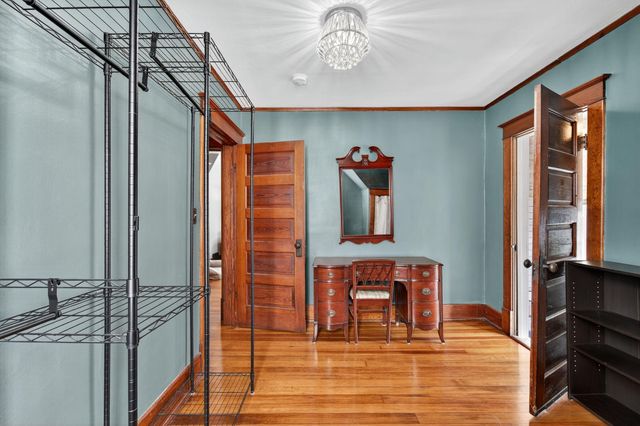 12 6th Avenue SE, Rochester, MN 55904