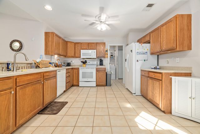 328 McKendree Ln., Myrtle Beach, SC 29579