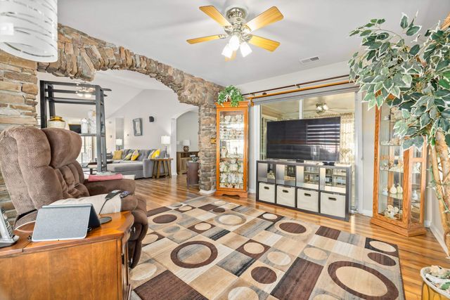 328 McKendree Ln., Myrtle Beach, SC 29579