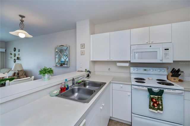 19335 WATER OAK DRIVE 202, Port Charlotte, FL 33948