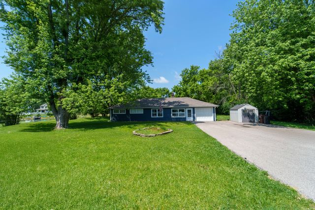 2007 Edgewood Drive, Woodstock, IL 60098
