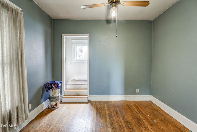 124 North Elm Avenue, Erwin, TN 37650