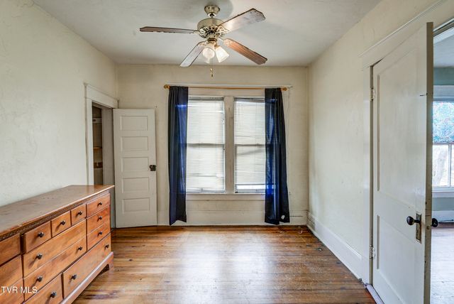 124 North Elm Avenue, Erwin, TN 37650