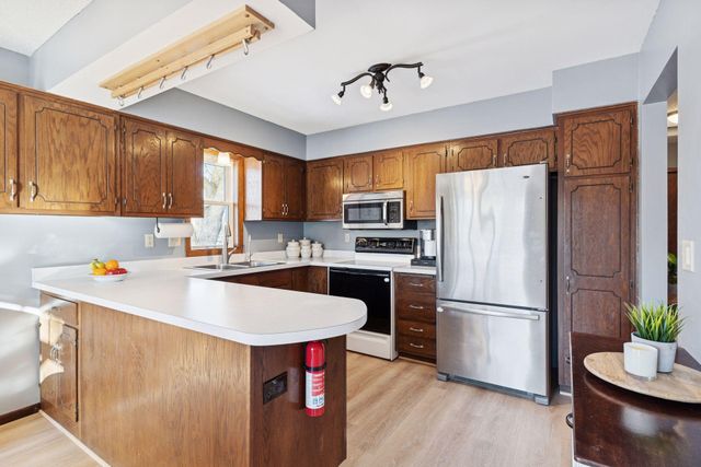 3475 Chandler Road, Shoreview, MN 55126