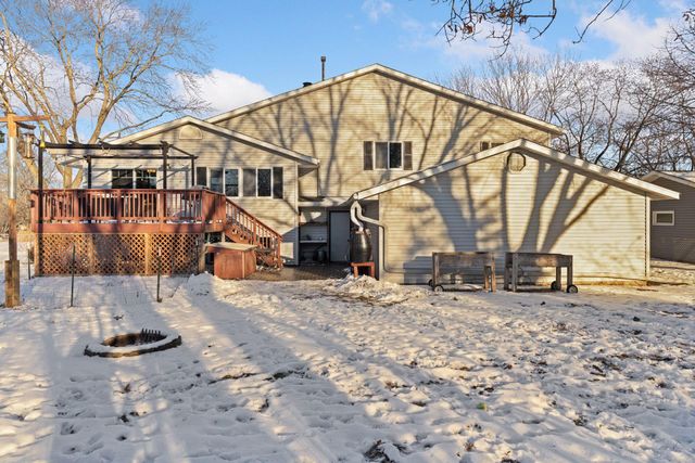 3475 Chandler Road, Shoreview, MN 55126