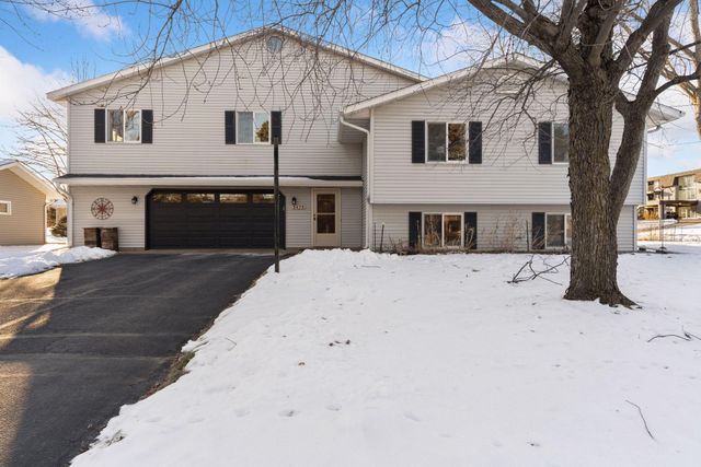 3475 Chandler Road, Shoreview, MN 55126