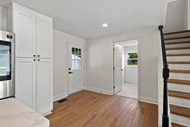 1548 Roy Sellers Rd, Columbia, TN 38401