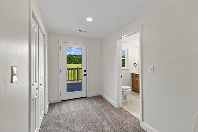 1548 Roy Sellers Rd, Columbia, TN 38401