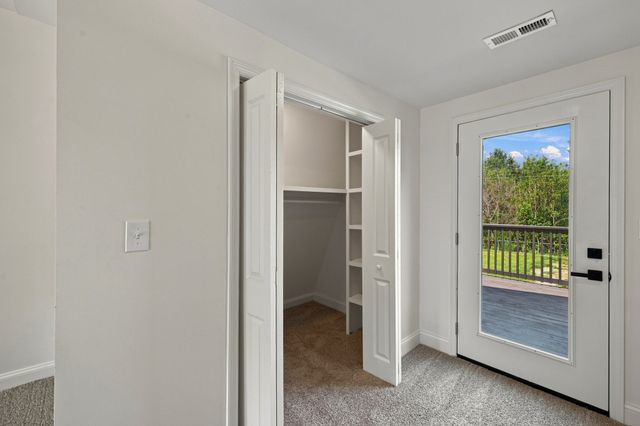 1548 Roy Sellers Rd, Columbia, TN 38401