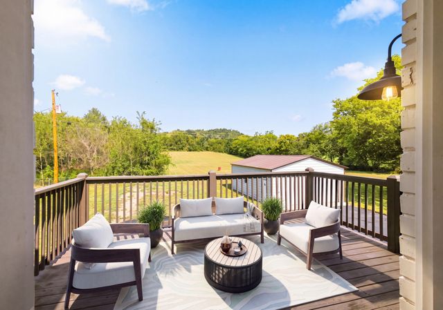 1548 Roy Sellers Rd, Columbia, TN 38401