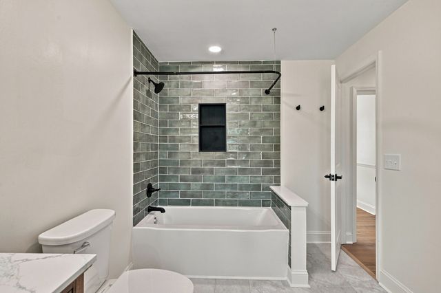 1548 Roy Sellers Rd, Columbia, TN 38401