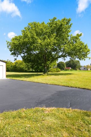 1548 Roy Sellers Rd, Columbia, TN 38401