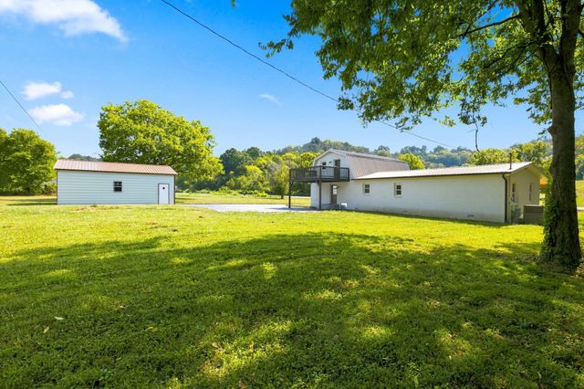 1548 Roy Sellers Rd, Columbia, TN 38401