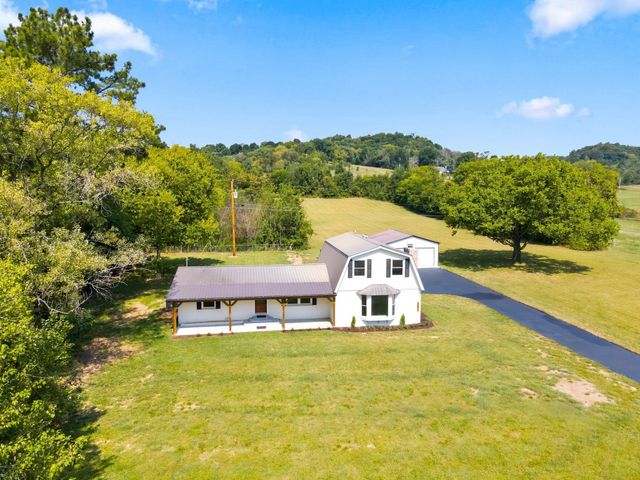 1548 Roy Sellers Rd, Columbia, TN 38401