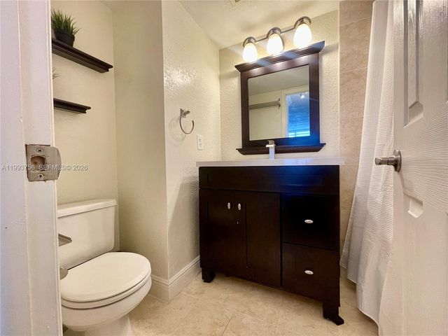 2851 NE 183rd St 907E, Aventura, FL 33160