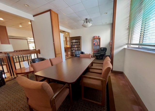 2851 NE 183rd St 907E, Aventura, FL 33160