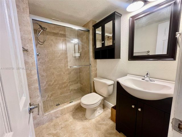 2851 NE 183rd St 907E, Aventura, FL 33160